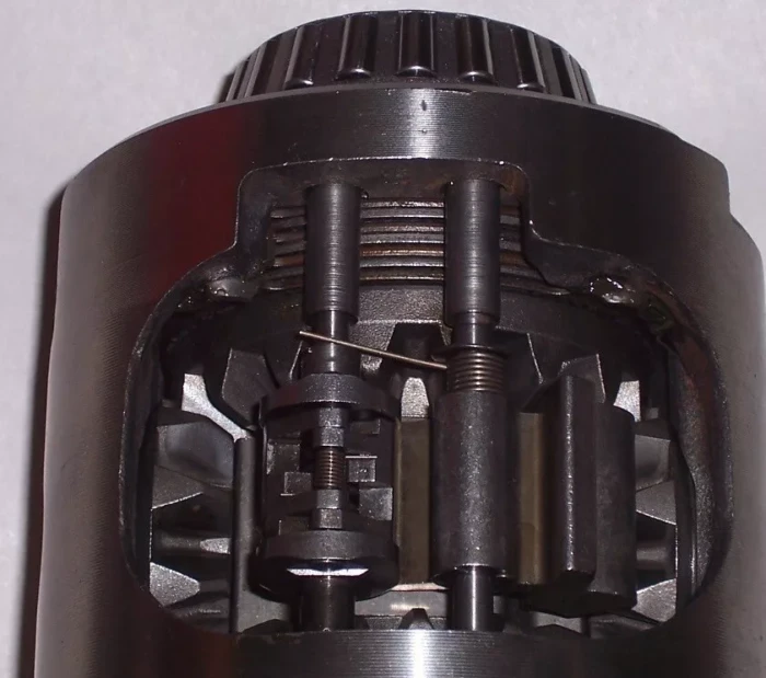 GM HD G80 Gov-Lock 8.6" (8 5/8) 10 Bolt 30 Spline Posi Differential - Image 3